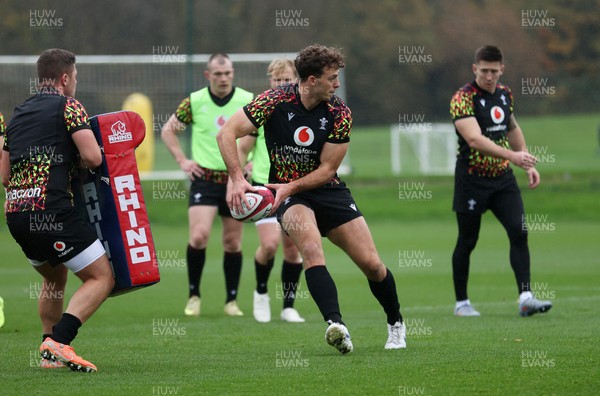 111125 - Wales Rugby Training in the week leading up to their Quilter Nations Series game against Japan - Louie Hennessey during training