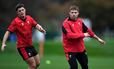 111120 - Wales Rugby Training - Callum Sheedy and Leigh Halfpenny during training