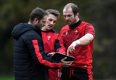 111120 - Wales Rugby Training - Rhodri Bown, Jonathan Davies and Alun Wyn Jones during training