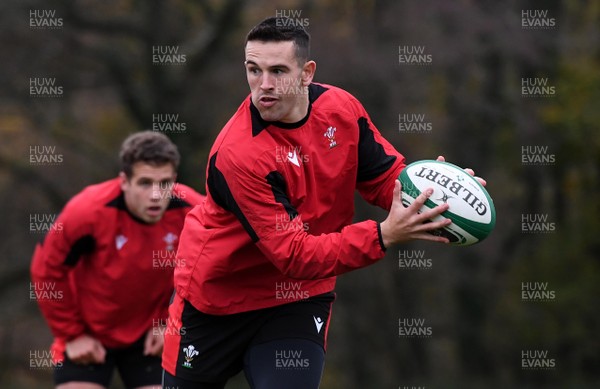 111120 - Wales Rugby Training - Owen Watkin during training