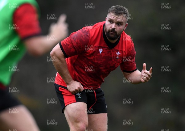 111120 - Wales Rugby Training - Tomas Francis during training