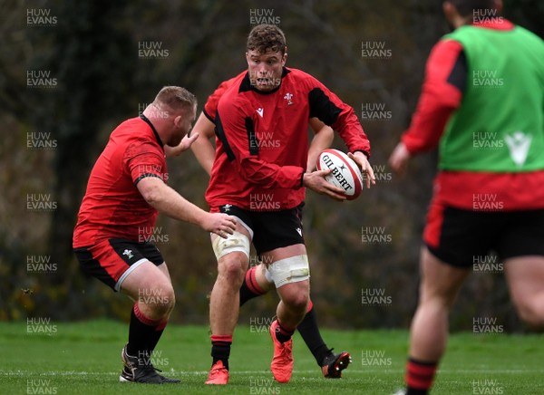 111120 - Wales Rugby Training - Will Rowlands during training