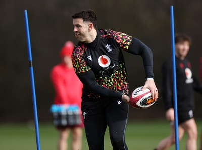 120226 - Wales Rugby Training - Owen Watkin during training