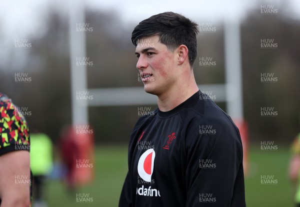 120226 - Wales Rugby Training - Louis Rees-Zammit during training