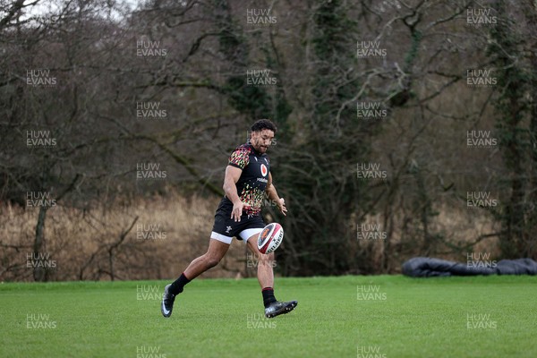 120226 - Wales Rugby Training - Gabriel Hamer-Webb during training