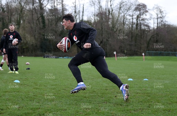 120226 - Wales Rugby Training - Louis Rees-Zammit during training