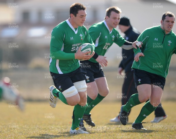 12.03.10 - Wales Rugby Training - Gareth Delve during training. 