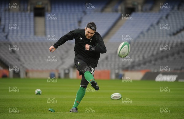12.03.10 - Wales Rugby Training - Stephen Jones during kicking practice. 