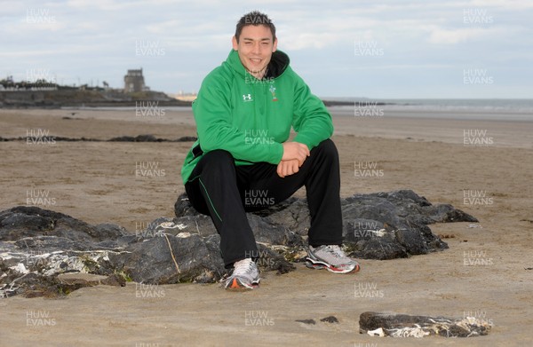 12.03.10 -  Wales number 8 Gareth Delve on the beach near his teams hotel in Dublin. 