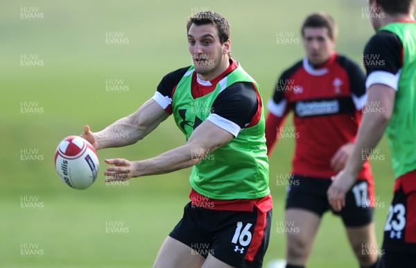 120312 - Wales Rugby Training -Sam Warburton during training