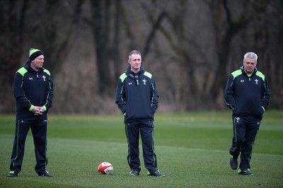 120315 - Wales Rugby Training -Rob Howley during training