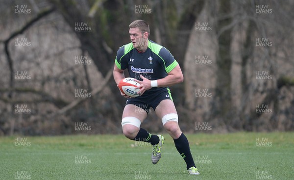 120315 - Wales Rugby Training -Dan Lydiate during training