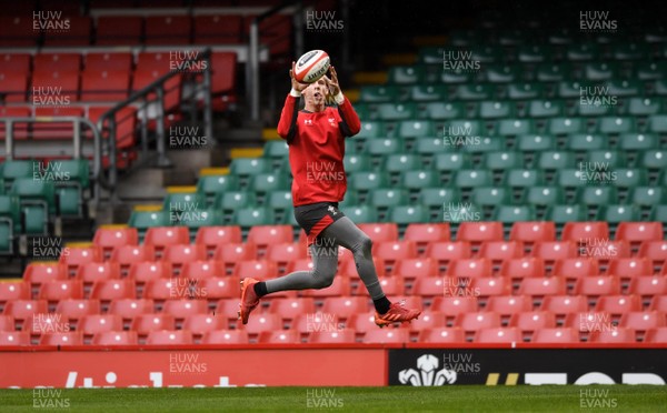 120320 - Wales Rugby Training - Liam Williams during training