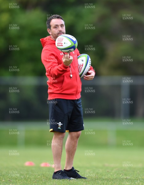 120617 - Wales Rugby Training - Matt Sherratt during training