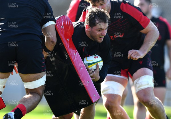 120722 - Wales Rugby Training - Ryan Elias during training
