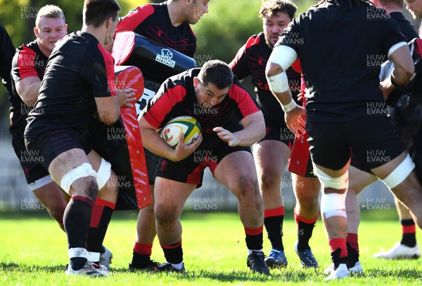 120722 - Wales Rugby Training - Wyn Jones during training