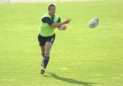 12.09.07 - Wales Rugby World Cup Training - Kevin Morgan in action during training 