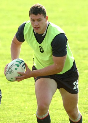 12.09.07 - Wales Rugby World Cup Training - Ian Evans in action during training 