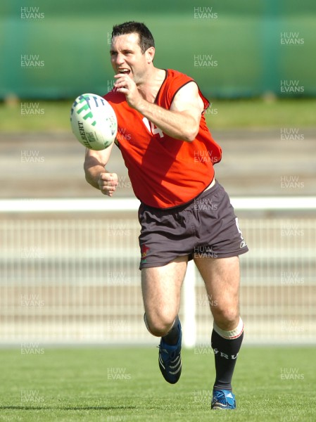 12.09.07 - Wales Rugby World Cup Training - Stephen Jones in action during training 