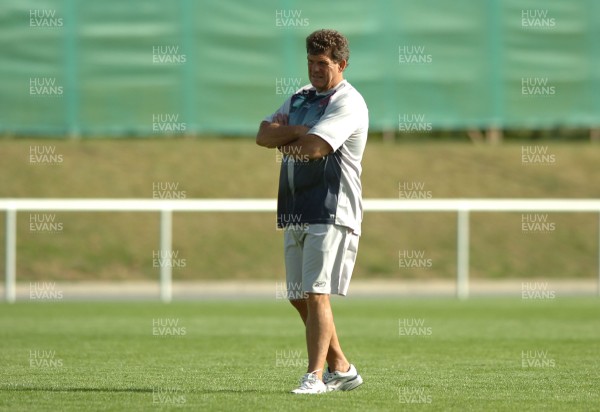 12.09.07 - Wales Rugby World Cup Training - Wales Coach, Gareth Jenkins looks on during training 