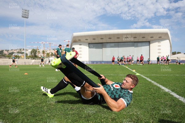 120923 - Wales Rugby Training in Nice, ahead of their second Rugby World Cup game against Portugal - Leigh Halfpenny during training