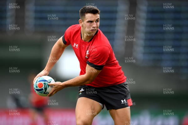 121019 - Wales Rugby Training - Owen Watkin during training