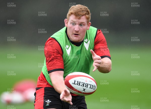 121020 - Wales Rugby Training - Rhys Carre during training