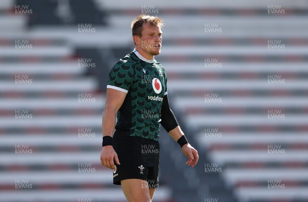 121023 - Wales Rugby Training at Stade Mayol ahead of their quarter final game against Argentina - Nick Tompkins during training