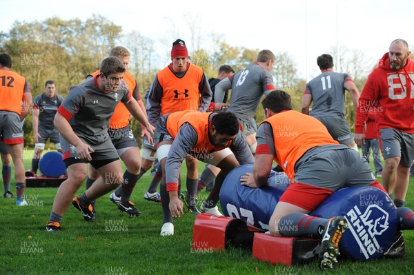 121113 - Wales Rugby Training -Rhodri Jones and Toby Faletau during training