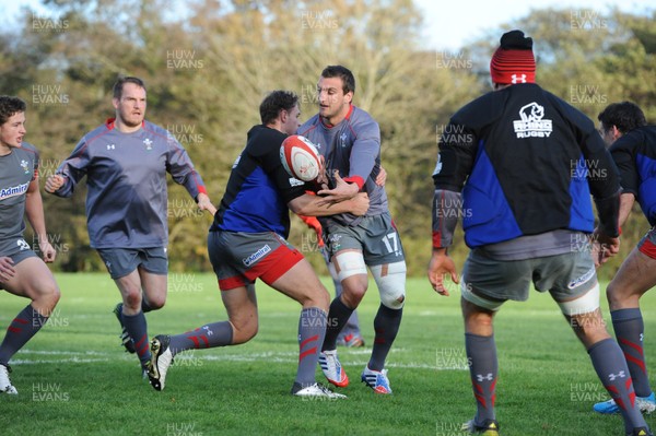 121113 - Wales Rugby Training -Sam Warburton during training