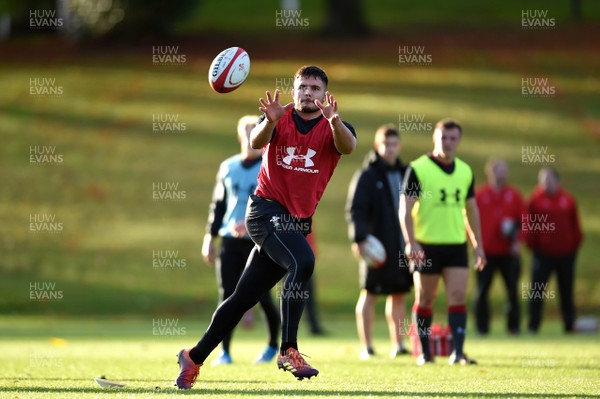 121118 - Wales Rugby Training - Ellis Jenkins during training