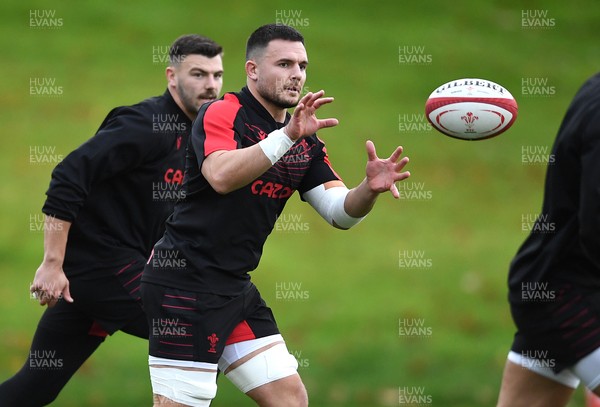 121121 - Wales Rugby Training - Ellis Jenkins during training