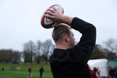 121125 - Wales Rugby Training in the week leading up to their game against Japan - Dewi Lake during training