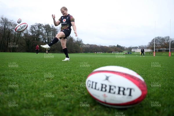121125 - Wales Rugby Training in the week leading up to their game against Japan - Blair Murray during training