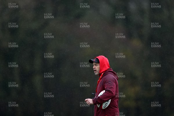 121125 - Wales Rugby Training in the week leading up to their game against Japan - Danny Wilson, Assistant Coach during training