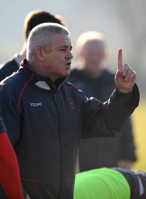 13.02.08 - Wales Rugby Training - Wales Coach, Warren Gatland makes a point during training 