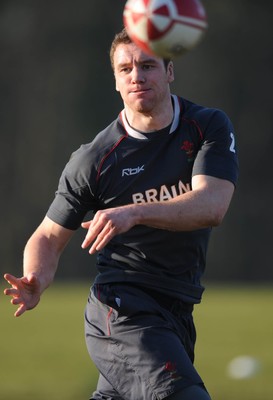 13.02.08 - Wales Rugby Training - Mark Jones in action during training 