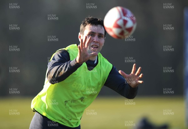 13.02.08 - Wales Rugby Training - Stephen Jones in action during training 