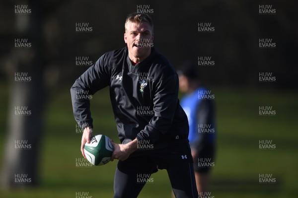 130218 - Wales Rugby Training - Gareth Anscombe during training