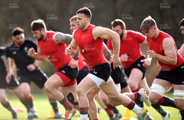 130219 - Wales Rugby Training - Gareth Davies during training