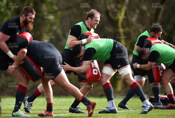 130219 - Wales Rugby Training - Alun Wyn Jones during training