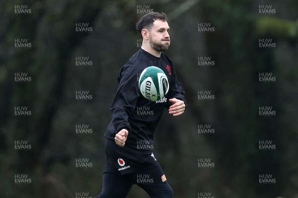 130224 - Wales Rugby Training at the Vale Resort - Tomos Williams during training