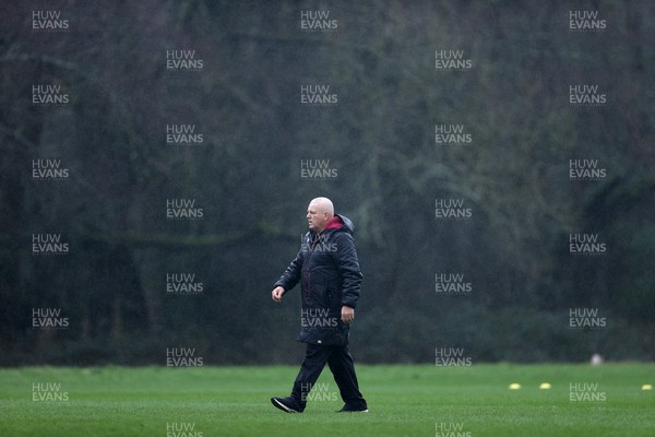 130224 - Wales Rugby Training at the Vale Resort - Warren Gatland, Head Coach during training
