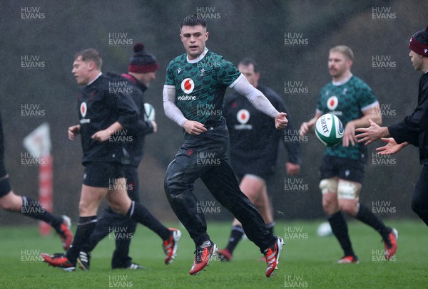 130224 - Wales Rugby Training at the Vale Resort - Joe Roberts during training