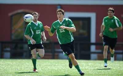 13.03.09 - Wales Rugby Training - James Hook makes a pass during training. 