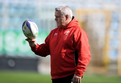 13.03.09 - Wales Rugby Training - Wales head coach, Warren Gatland during training. 