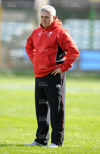 13.03.09 - Wales Rugby Training - Wales head coach, Warren Gatland during training. 