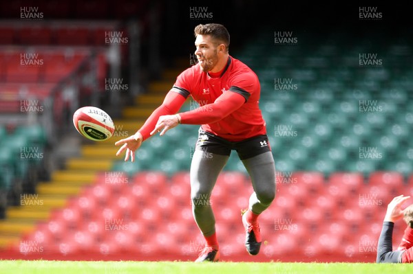 130320 - Wales Rugby Training - Rhys Webb during training