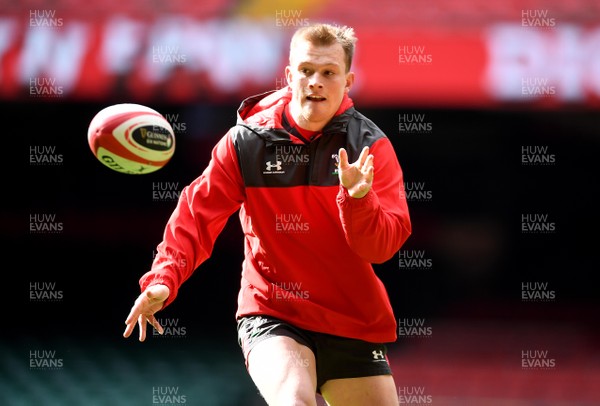 130320 - Wales Rugby Training - Nick Tompkins during training
