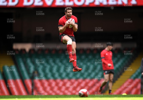 130320 - Wales Rugby Training - Leigh Halfpenny during training